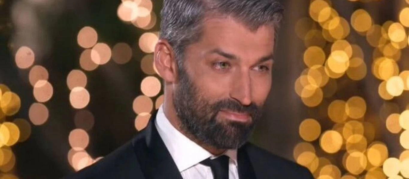 The Bachelor - Επική ατάκα παίκτριας: «Η Ακρόπολη τι χρώμα είναι; Μένει κανείς εκεί; Έχει παράθυρα;» (βίντεο)